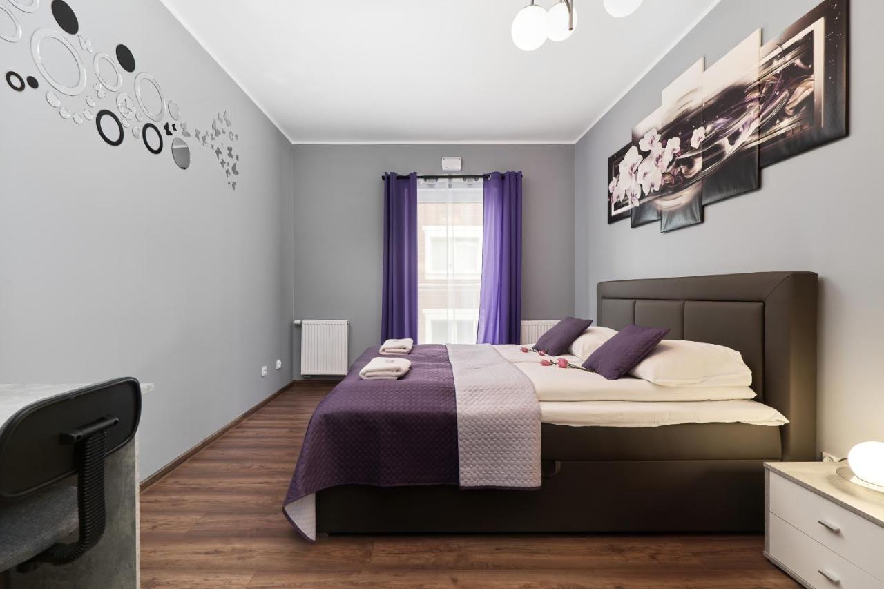 Apartments Wroclaw Jana Pawla II With Free Parking Wroclaw By Noclegi Renters Buitenkant foto